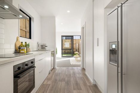 Photo of property in 43 Nga Pona Toru Road, Flat Bush, Auckland, 2019