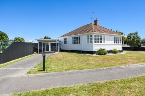 Photo of property in 34 Clyde Crescent, Roslyn, Palmerston North, 4414