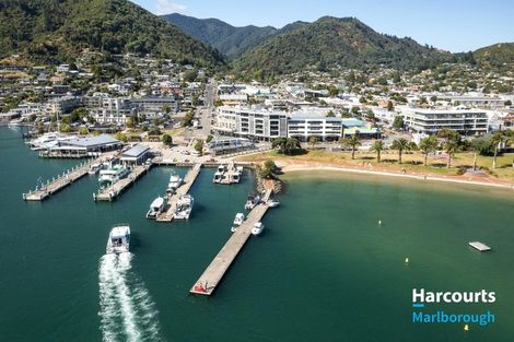 Photo of property in Oxleys Rock Apartments, 303/6 London Quay, Picton, 7220
