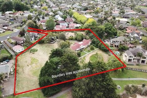 Photo of property in 14a Carnoustie Drive, Wattle Downs, Auckland, 2103