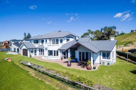 Photo of property in 22 Riverview Place, Waipu, 0582
