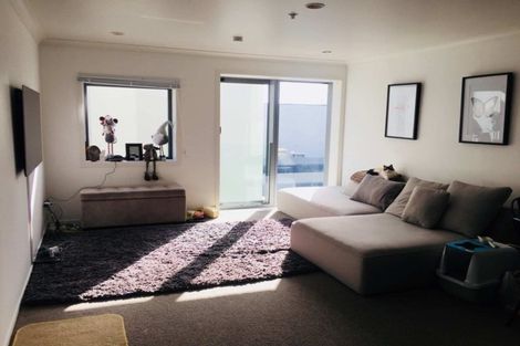 Photo of property in 15 Nelson Street, Helensville, 0800