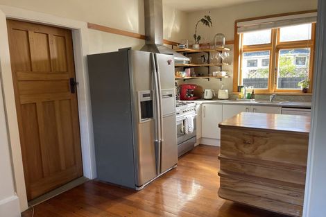 Photo of property in 100 Edward Avenue, Edgeware, Christchurch, 8013