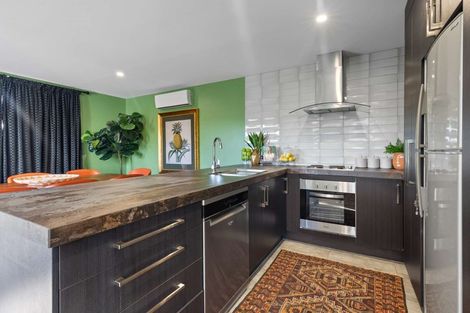 Photo of property in 35 Waione Avenue, Athenree, Waihi Beach, 3177