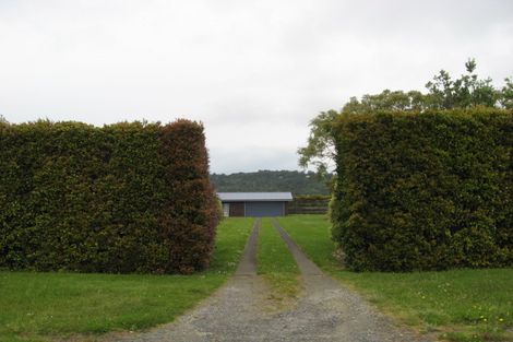 Photo of property in 153 Taha Road, Waimauku, 0881