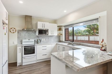 Photo of property in 115 Hillcrest Road, Raumati Beach, Paraparaumu, 5032