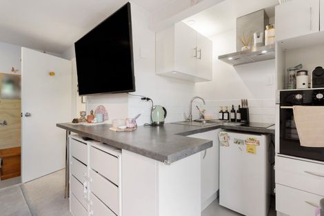 Photo of property in 185a Greenhithe Road, Greenhithe, Auckland, 0632