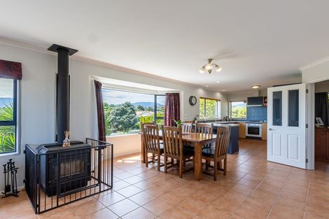 Photo of property in 14 Barrett Drive, Waikanae Beach, Waikanae, 5036