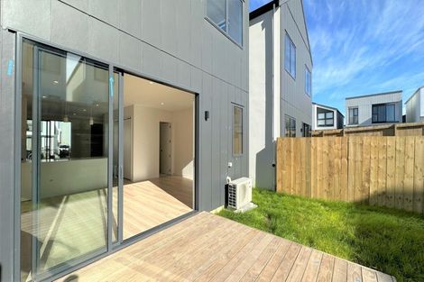 Photo of property in 3 Porowha Road, Westgate, Auckland, 0814