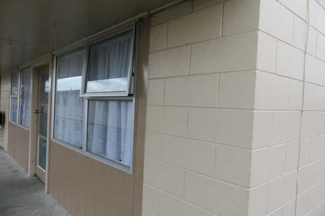 Photo of property in 2/142 Firth Street, Hamilton East, Hamilton, 3216