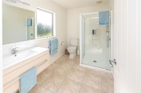 Photo of property in 12 Cotswolds Close, Otamatea, Whanganui, 4500