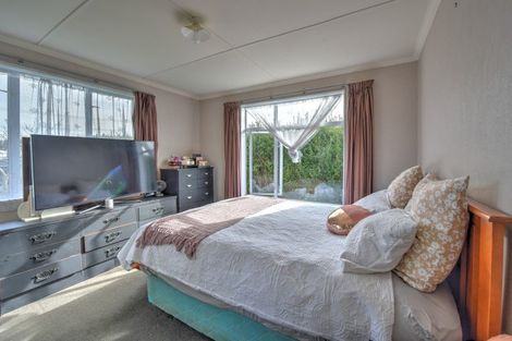 Photo of property in 45 Turner Street, Edendale, 9825