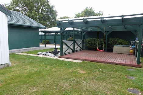 Photo of property in 10 Winslow Street, Burnside, Christchurch, 8053