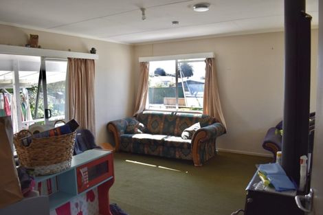 Photo of property in 10 Braemar Street, Levin, 5510