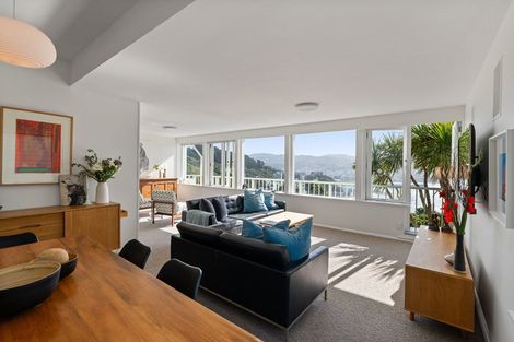 Photo of property in 37 The Crescent, Roseneath, Wellington, 6011