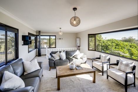 Photo of property in 37 Charles Street, Westshore, Napier, 4110