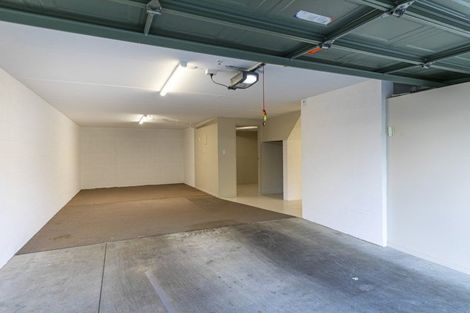 Photo of property in 1/166 Mokoia Road, Chatswood, Auckland, 0626
