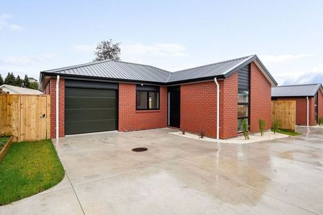 Photo of property in 2/42 Balmerino Crescent, Pukete, Hamilton, 3200
