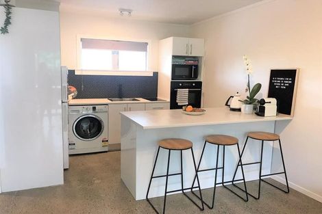 Photo of property in 11/32 Blockhouse Bay Road, Avondale, Auckland, 1026