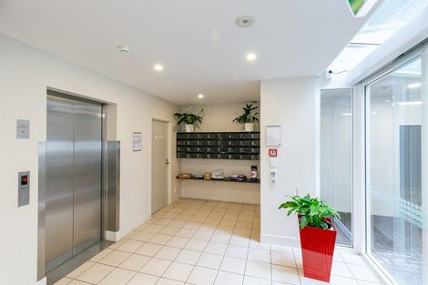 Photo of property in The Capital, 12/370 Oriental Parade, Oriental Bay, Wellington, 6011
