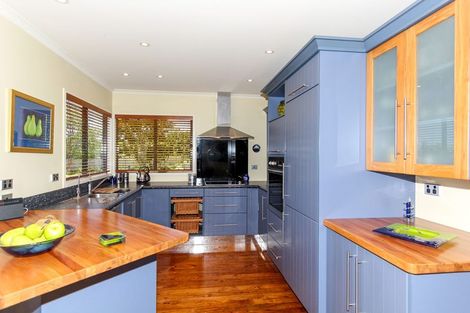 Photo of property in 12 Tupare Place, Highlands Park, New Plymouth, 4312