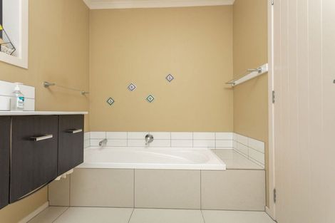 Photo of property in 51a Gordon Street, Dannevirke, 4930