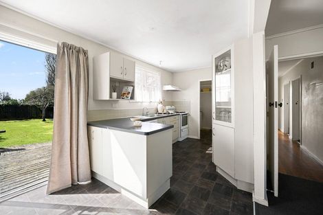 Photo of property in 50 Sare Crescent, Fairfield, Hamilton, 3214