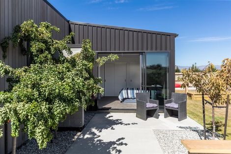 Photo of property in 13 Isthmus Place, Lake Hawea, Wanaka, 9382