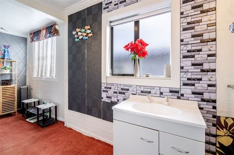 Photo of property in 16 Irving Street, Gore, 9710