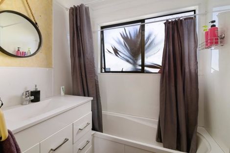 Photo of property in 84 Homedale Street, Pukehangi, Rotorua, 3015