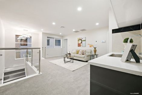 Photo of property in 96 Tir Conaill Avenue, Flat Bush, Auckland, 2019