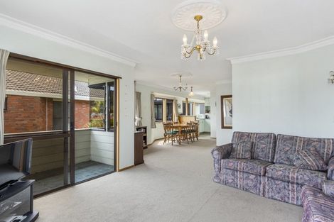 Photo of property in 2/49 May Street, Mount Maunganui, 3116