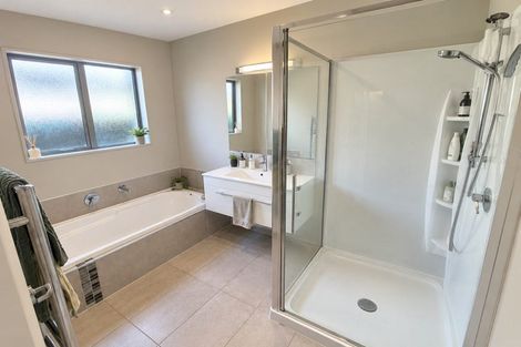 Photo of property in 8 Millesimes Way, Yaldhurst, Christchurch, 8042