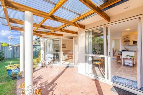 Photo of property in 11a Cheval Place, Taradale, Napier, 4112