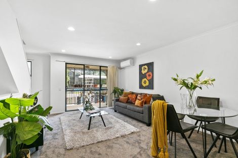 Photo of property in 19 Ballantrae Place, Thorndon, Wellington, 6011