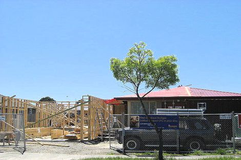 Photo of property in 322 Memorial Avenue, Burnside, Christchurch, 8053