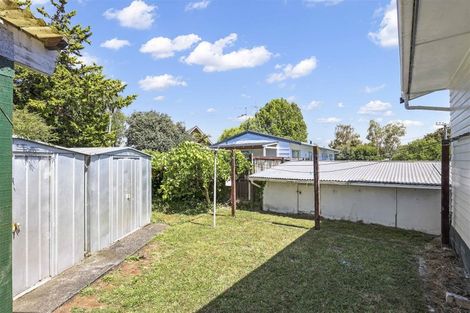 Photo of property in 2 Mabian Crescent, Deanwell, Hamilton, 3206