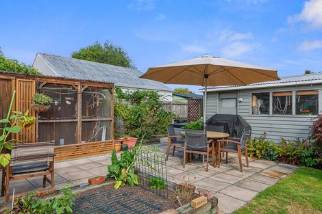 Photo of property in 17 Fern Drive, Halswell, Christchurch, 8025