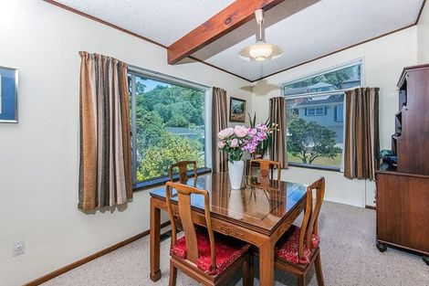 Photo of property in 8 John Sims Drive, Broadmeadows, Wellington, 6035