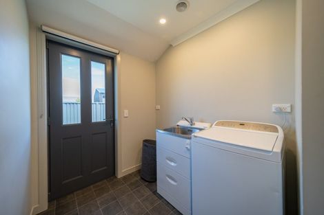 Photo of property in 25 Vancouver Place, Te Anau, 9600