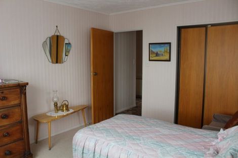 Photo of property in 29 Home Street, Winton, 9720