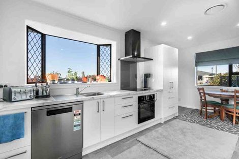 Photo of property in 65 Kilmarnock Street, Wallacetown, 9816