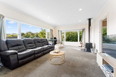 Photo of property in 121 Stredwick Drive, Torbay, Auckland, 0630