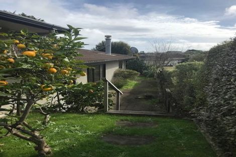 Photo of property in 15a Nola Avenue, Raumati Beach, Paraparaumu, 5032