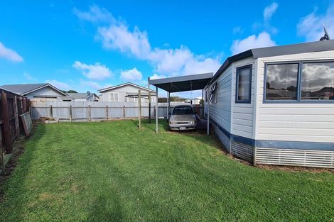 Photo of property in 13 Hickey Place, Opunake, 4616