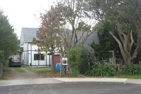 Photo of property in 27 Titoki Road, Raumati Beach, Paraparaumu, 5032