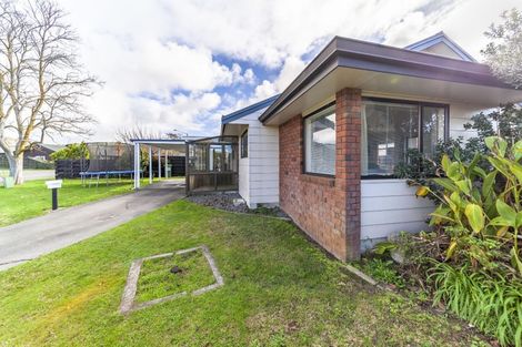 Photo of property in 42 Whiting Crescent, Greenmeadows, Napier, 4112