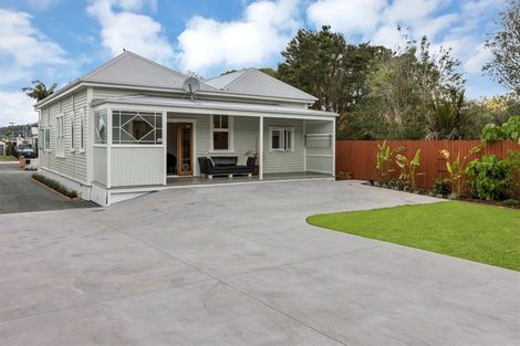 Photo of property in 30 First Avenue, Avenues, Whangarei, 0110
