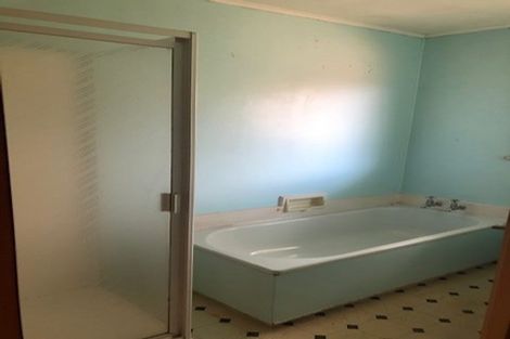 Photo of property in 2/9 Keeney Court, Papakura, 2110