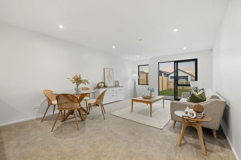 Photo of property in 6 Akoranga Place, Hornby, 8042